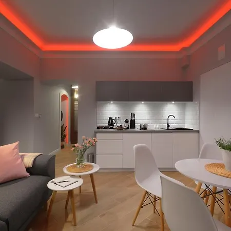 아파트 Old Town Apartments 크라쿠프